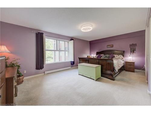 204-20 Berkley Road, Cambridge, ON - Indoor Photo Showing Bedroom