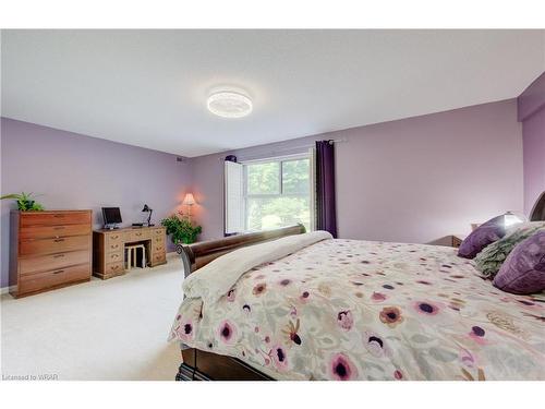 204-20 Berkley Road, Cambridge, ON - Indoor Photo Showing Bedroom