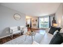 410-29 West Avenue, Kitchener, ON  - Indoor Photo Showing Living Room 