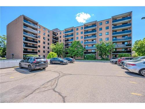 410-29 West Avenue, Kitchener, ON - Outdoor With Balcony With Facade