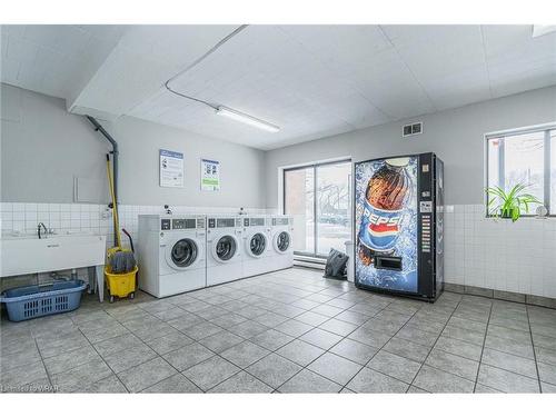 410-29 West Avenue, Kitchener, ON - Indoor Photo Showing Laundry Room