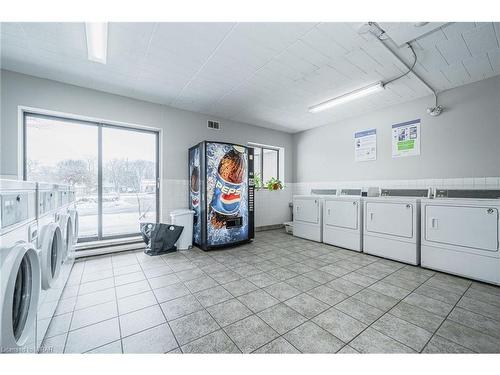 410-29 West Avenue, Kitchener, ON - Indoor Photo Showing Laundry Room