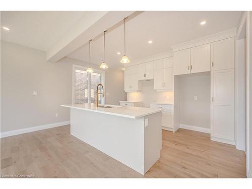 51 Country Club Estates Drive, Elmira, ON - Indoor Photo Showing Kitchen