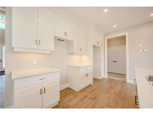 51 Country Club Estates Drive, Elmira, ON - Indoor Photo Showing Kitchen