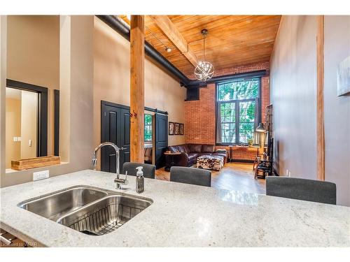 305-24 Cedar Street, Cambridge, ON - Indoor Photo Showing Kitchen With Double Sink