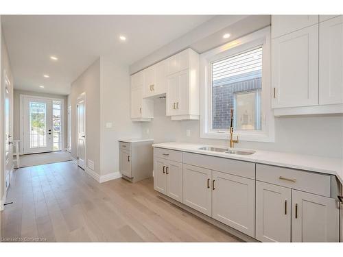 55 Country Club Estates Drive, Elmira, ON - Indoor Photo Showing Kitchen With Double Sink