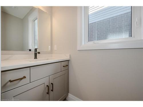 55 Country Club Estates Drive, Elmira, ON - Indoor Photo Showing Bathroom