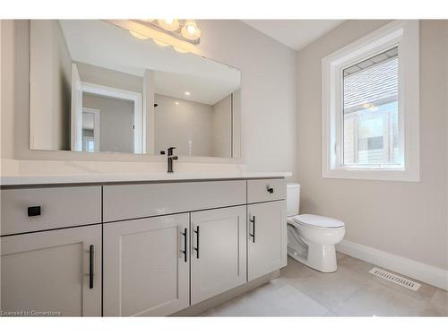 55 Country Club Estates Drive, Elmira, ON - Indoor Photo Showing Bathroom