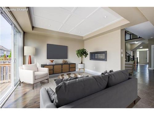 593 Pinery Trail, Waterloo, ON - Indoor Photo Showing Living Room With Fireplace