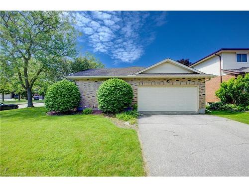 551 Hallmark Drive, Waterloo, ON - Outdoor