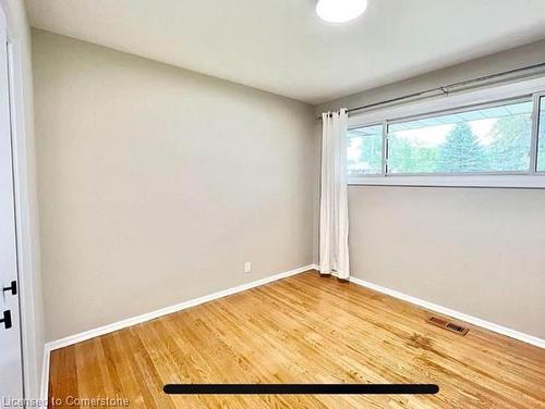 Main-179 Westmount Road E, Kitchener, ON - Indoor Photo Showing Laundry Room