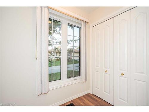 110 Ethel Road, Waterloo, ON - Indoor Photo Showing Other Room