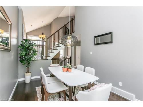 130 Chandos Drive, Kitchener, ON - Indoor Photo Showing Dining Room