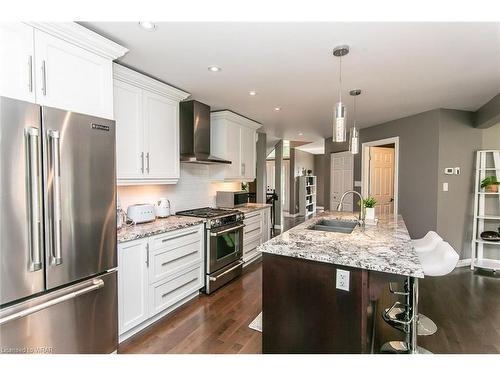 130 Chandos Drive, Kitchener, ON - Indoor Photo Showing Kitchen With Double Sink With Upgraded Kitchen