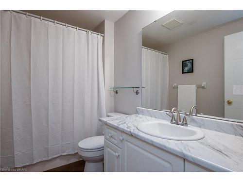 669 Star Flower Avenue, Waterloo, ON - Indoor Photo Showing Bathroom