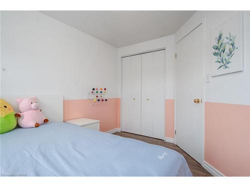 669 Star Flower Avenue, Waterloo, ON - Indoor Photo Showing Bedroom