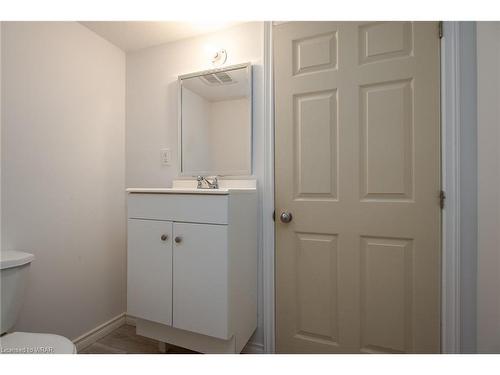 669 Star Flower Avenue, Waterloo, ON - Indoor Photo Showing Bathroom