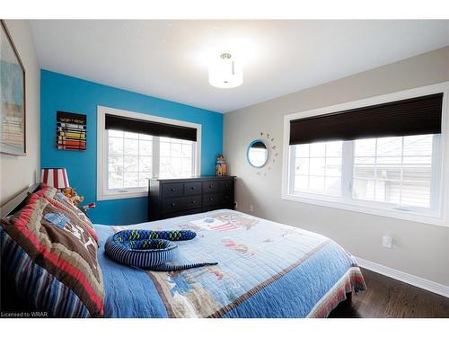 19 Melran Drive, Cambridge, ON - Indoor Photo Showing Bedroom