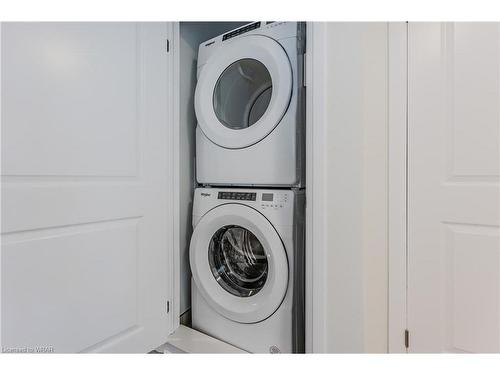 C037-142 Foamflower Place, Waterloo, ON - Indoor Photo Showing Laundry Room