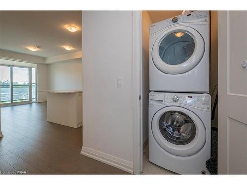 504-155 Caroline Street S, Waterloo, ON - Indoor Photo Showing Laundry Room