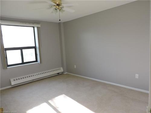 108-1100 Courtland Avenue E, Kitchener, ON - Indoor Photo Showing Other Room