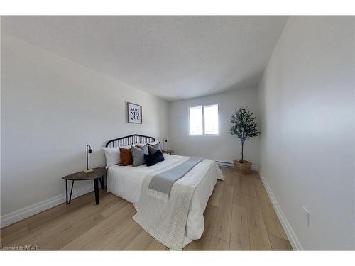 503-64 Benton Street, Kitchener, ON - Indoor Photo Showing Bedroom