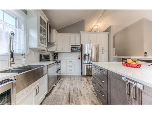 380 Rose Street, Cambridge, ON - Indoor Photo Showing Kitchen With Stainless Steel Kitchen With Double Sink With Upgraded Kitchen