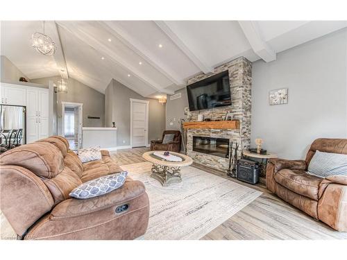 380 Rose Street, Cambridge, ON - Indoor Photo Showing Living Room With Fireplace