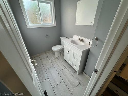 101 Rossford Crescent, Kitchener, ON - Indoor Photo Showing Bathroom