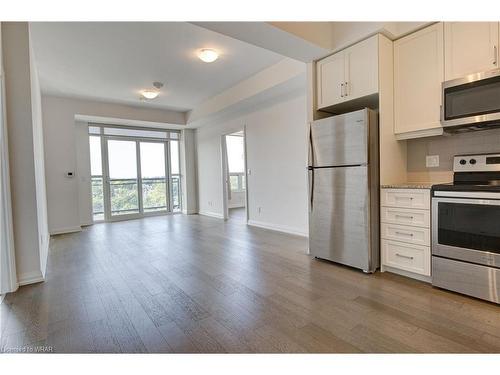 1110-155 Caroline Street S, Waterloo, ON - Indoor Photo Showing Kitchen