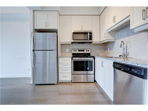 1110-155 Caroline Street S, Waterloo, ON - Indoor Photo Showing Kitchen