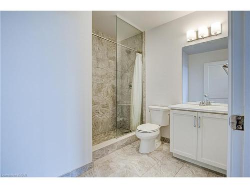 1110-155 Caroline Street S, Waterloo, ON - Indoor Photo Showing Bathroom