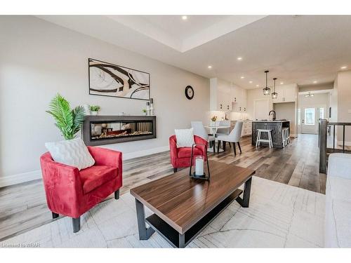 139 South Parkwood Boulevard, Elmira, ON - Indoor Photo Showing Living Room With Fireplace