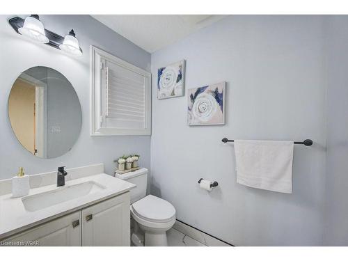 155 Gravel Ridge Trail Nw, Kitchener, ON - Indoor Photo Showing Bathroom