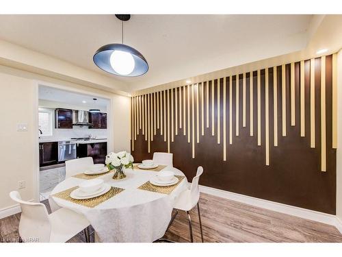 155 Gravel Ridge Trail Nw, Kitchener, ON - Indoor Photo Showing Dining Room