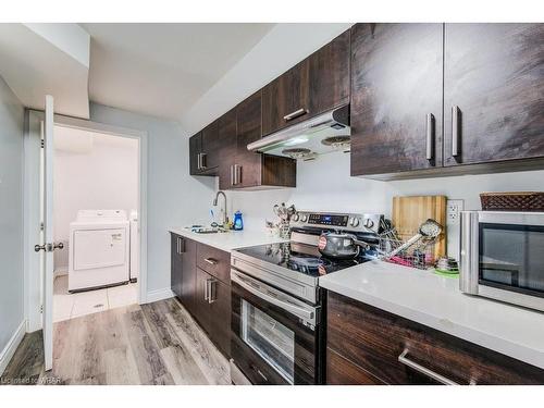 155 Gravel Ridge Trail Nw, Kitchener, ON - Indoor Photo Showing Kitchen