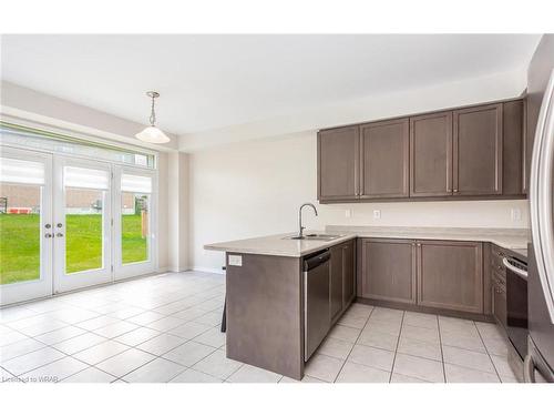 65 Tilbury Street, Breslau, ON - Indoor Photo Showing Kitchen