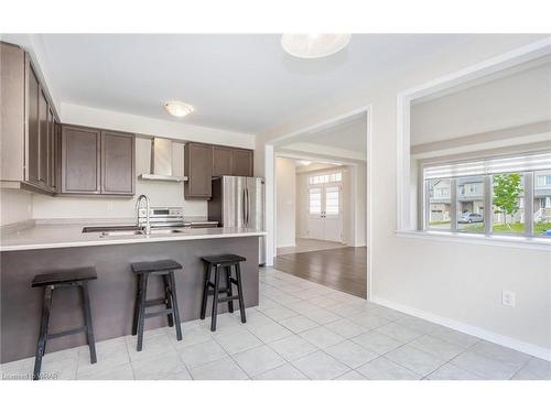 65 Tilbury Street, Breslau, ON - Indoor Photo Showing Kitchen