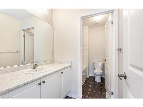 65 Tilbury Street, Breslau, ON - Indoor Photo Showing Bathroom