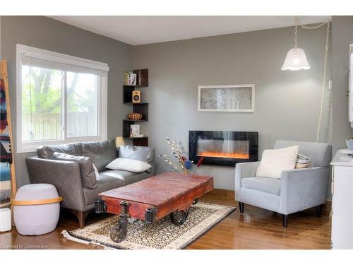 51-20 Paulander Drive, Kitchener, ON - Indoor Photo Showing Living Room With Fireplace