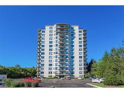 907-255 Keats Way W Waterloo, ON N2L 6N6