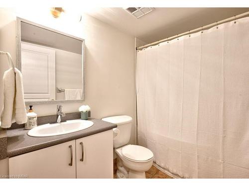 309-2565 Erin Centre Boulevard, Mississauga, ON - Indoor Photo Showing Bathroom