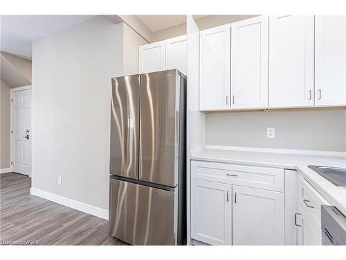 1-279 William Street, London, ON - Indoor Photo Showing Kitchen