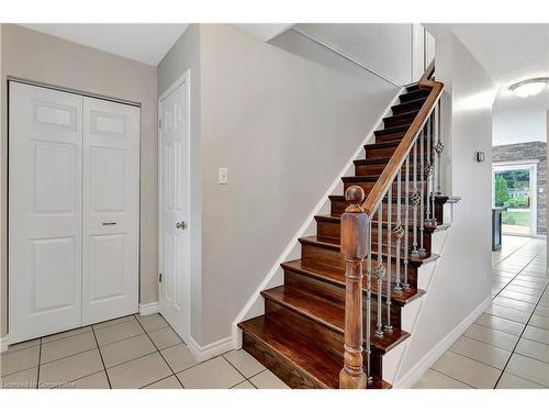 16 Crawford Crescent, Cambridge, ON - Indoor Photo Showing Other Room