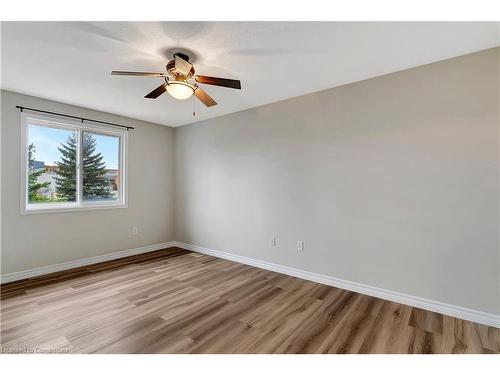 16 Crawford Crescent, Cambridge, ON - Indoor Photo Showing Other Room