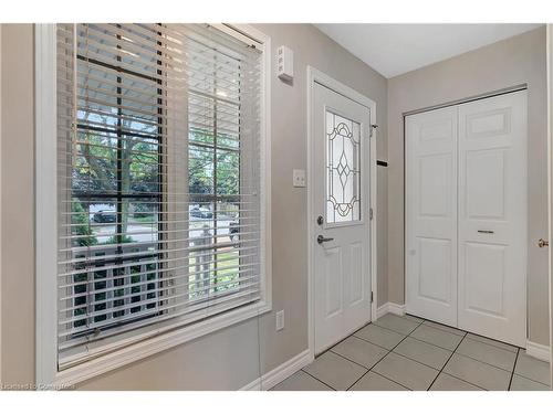 16 Crawford Crescent, Cambridge, ON - Indoor Photo Showing Other Room