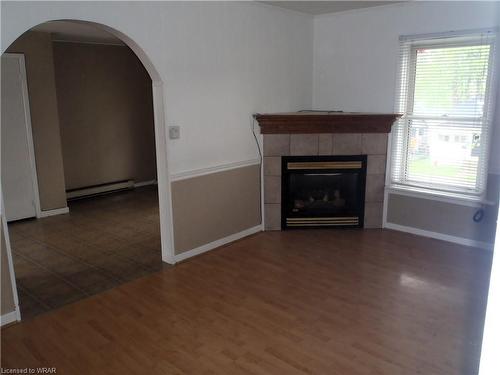 168 Harvey Street, Chatham, ON - Indoor Photo Showing Living Room With Fireplace