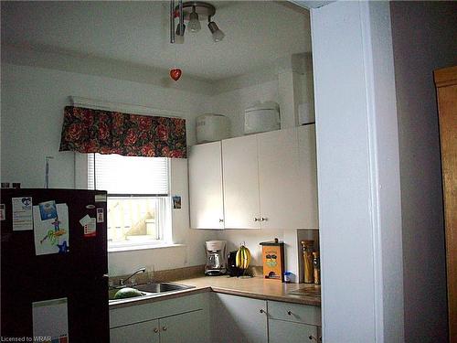 168 Harvey Street, Chatham, ON - Indoor Photo Showing Kitchen With Double Sink