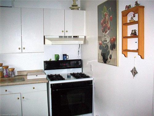 168 Harvey Street, Chatham, ON - Indoor Photo Showing Kitchen