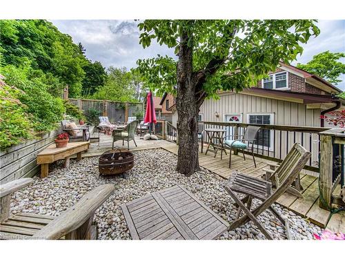 31 Chestnut Street, Kitchener, ON - Outdoor With Deck Patio Veranda